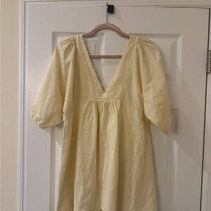 Urban Outfitters Light Yellow V-Neck Dress